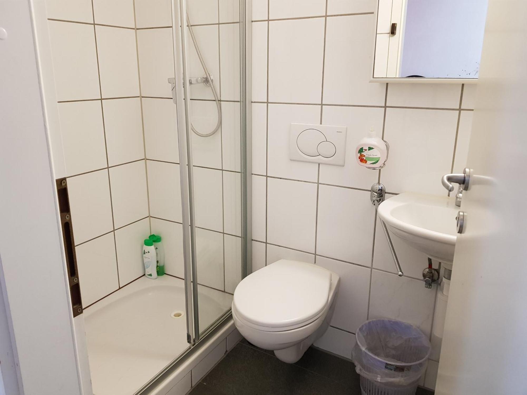 Bellpark Hostel Kriens Номер фото